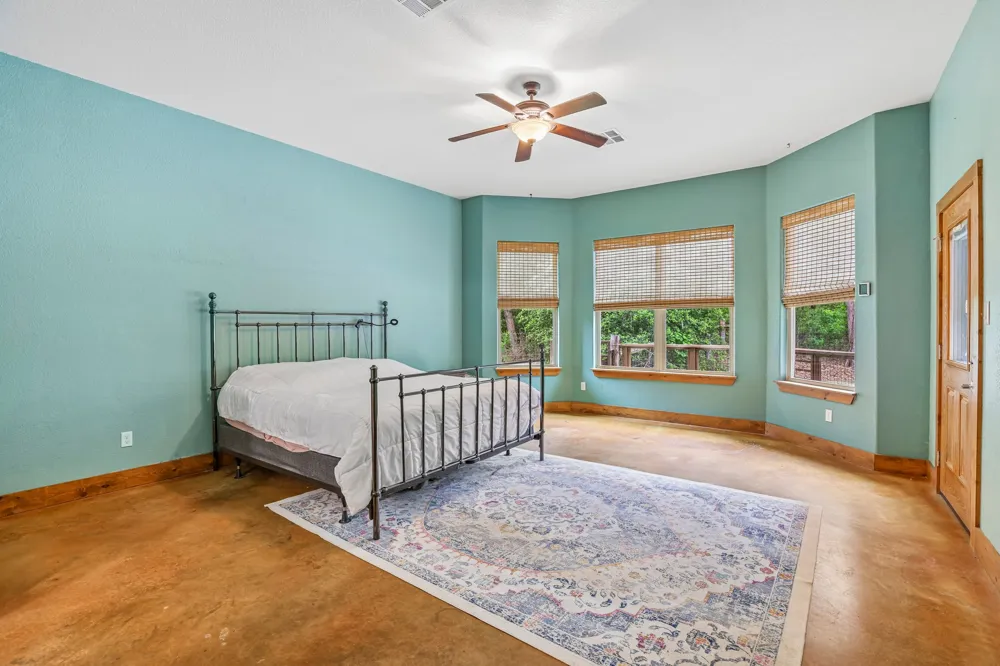 267 Corral Road Smithville, TX 78957