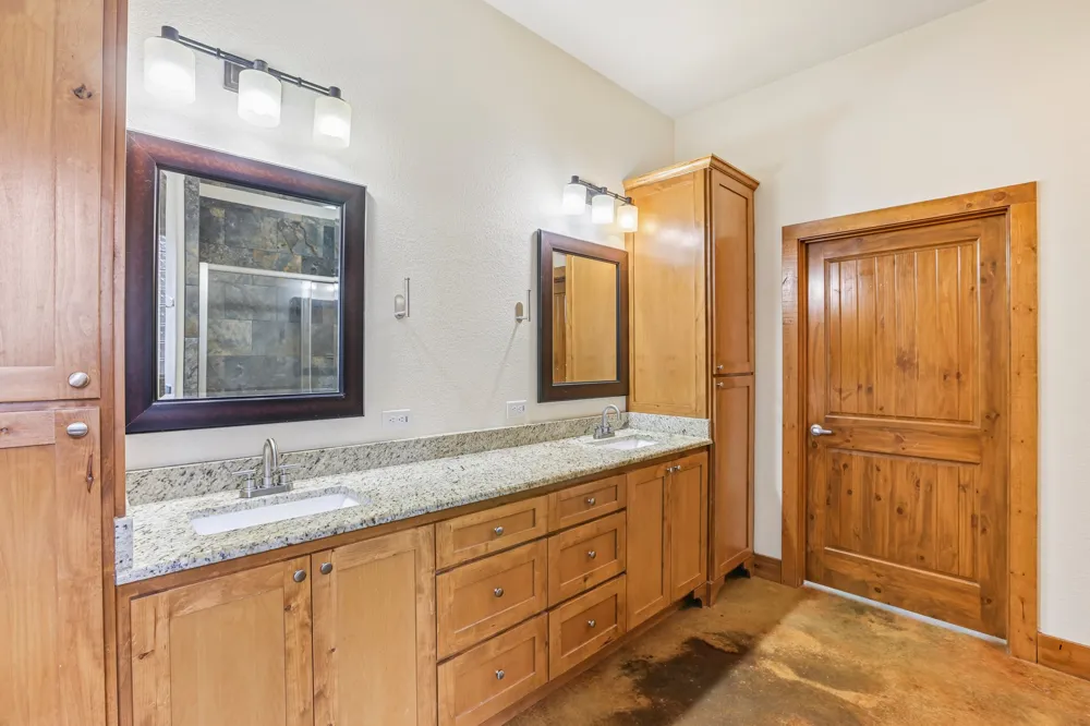 267 Corral Road Smithville, TX 78957