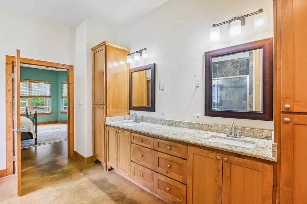 267 Corral Road Smithville, TX 78957