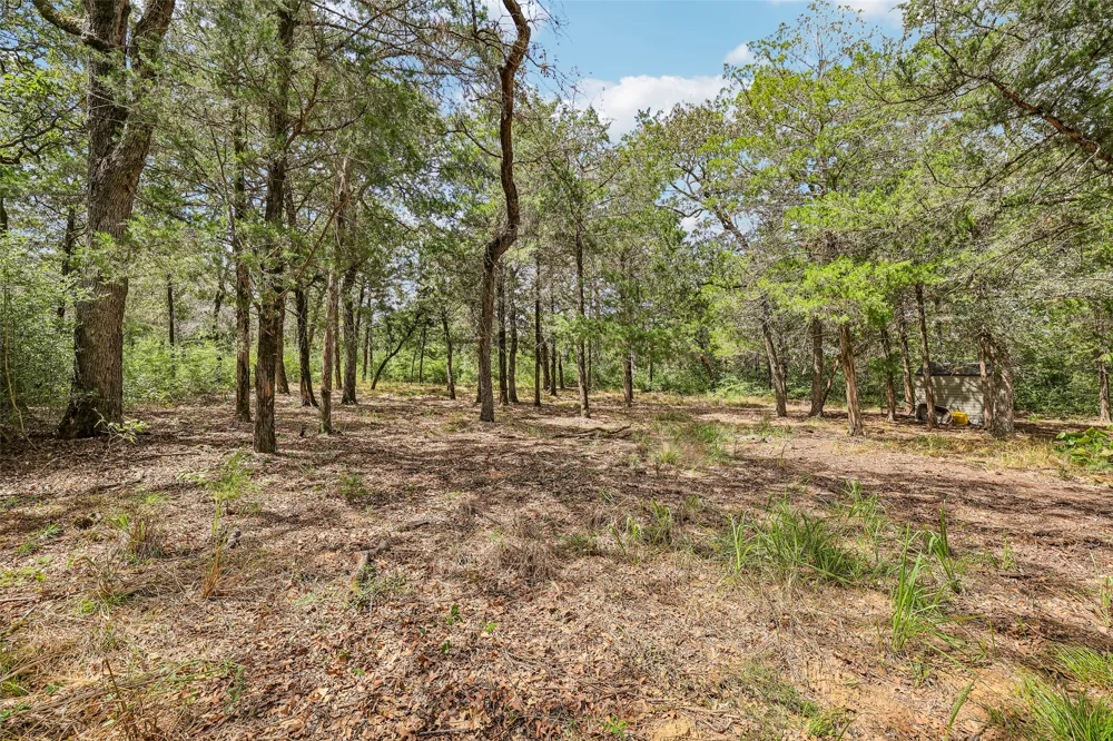 267 Corral Road Smithville, TX 78957