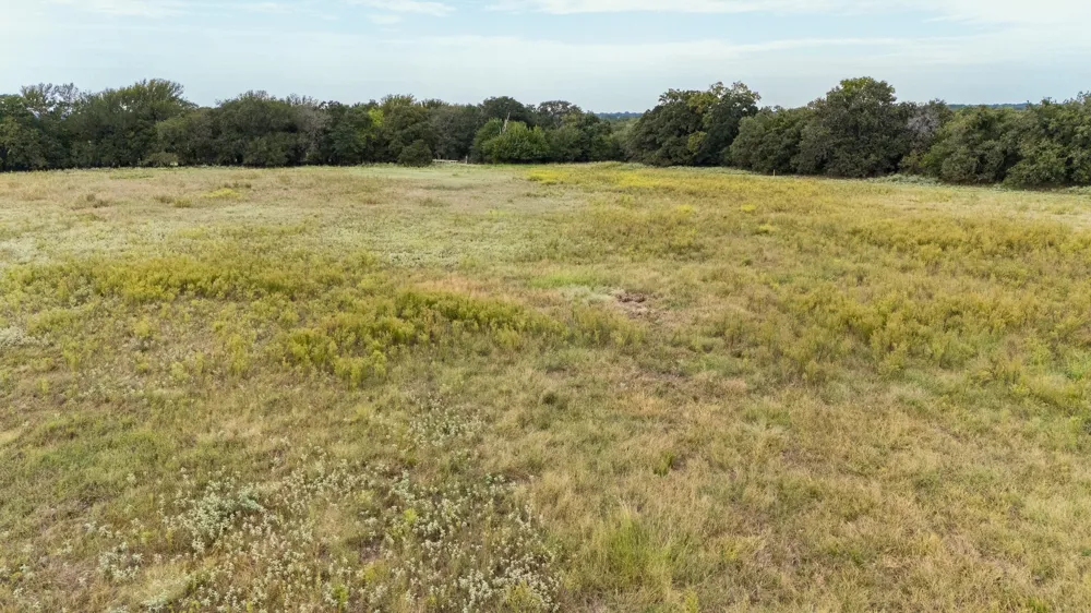 159 Lake Valley Road Sunset, TX 76270