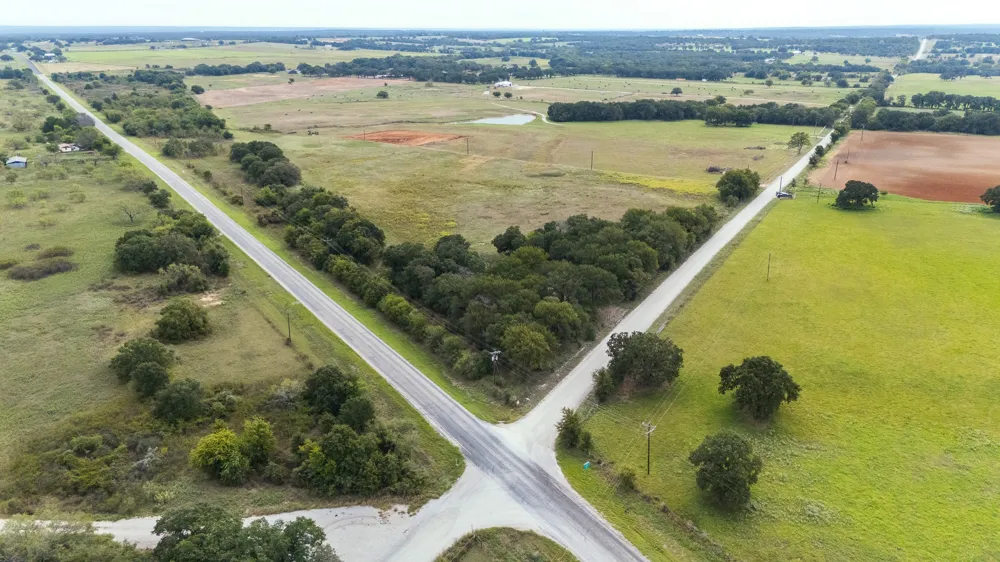 159 Lake Valley Road Sunset, TX 76270