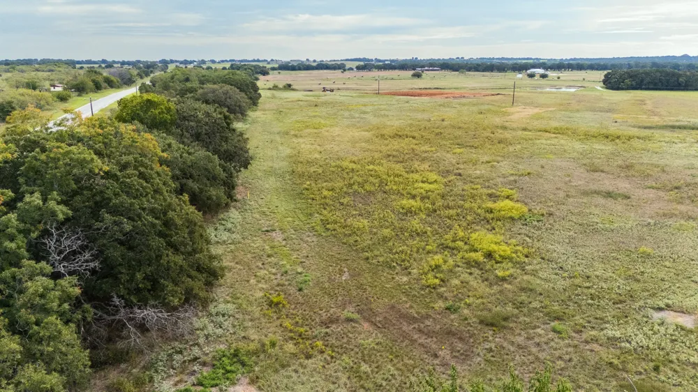 159 Lake Valley Road Sunset, TX 76270