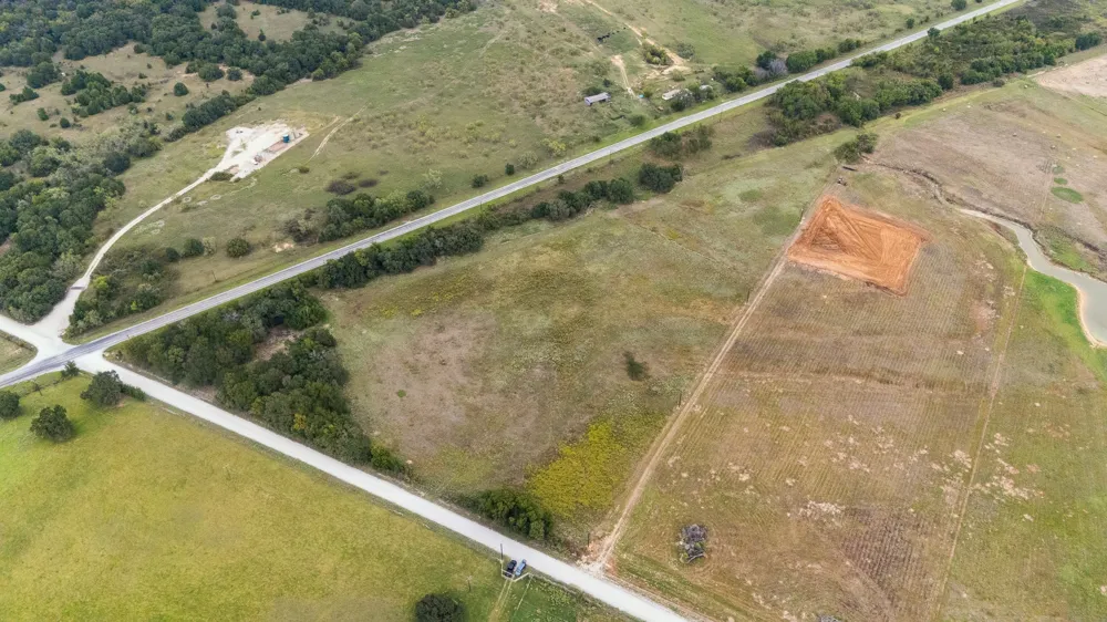 159 Lake Valley Road Sunset, TX 76270