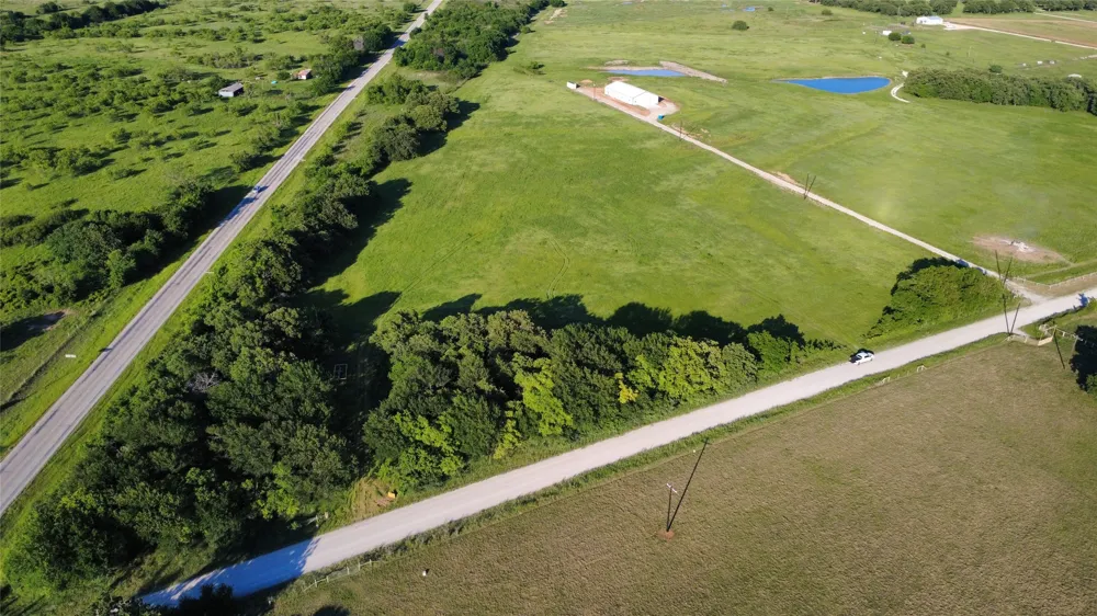 159 Lake Valley Road Sunset, TX 76270