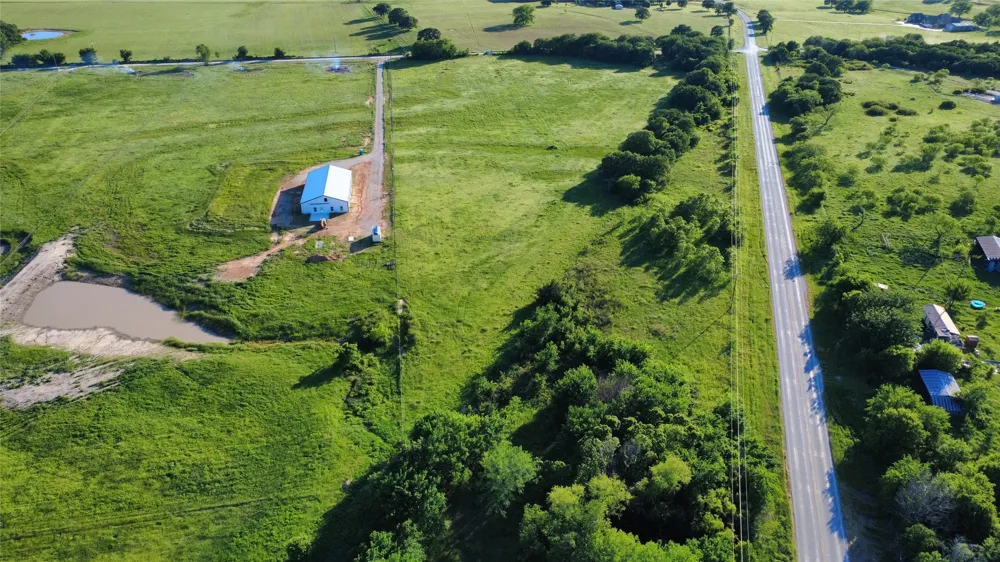 159 Lake Valley Road Sunset, TX 76270