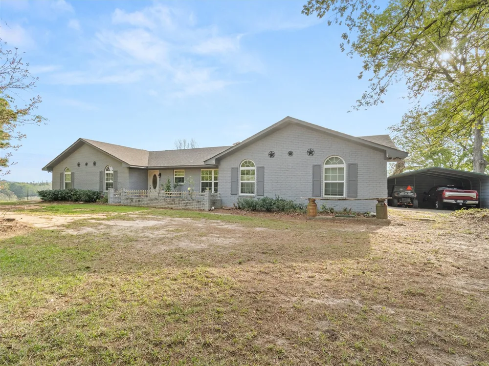 571 County Road Daingerfield, TX 75638