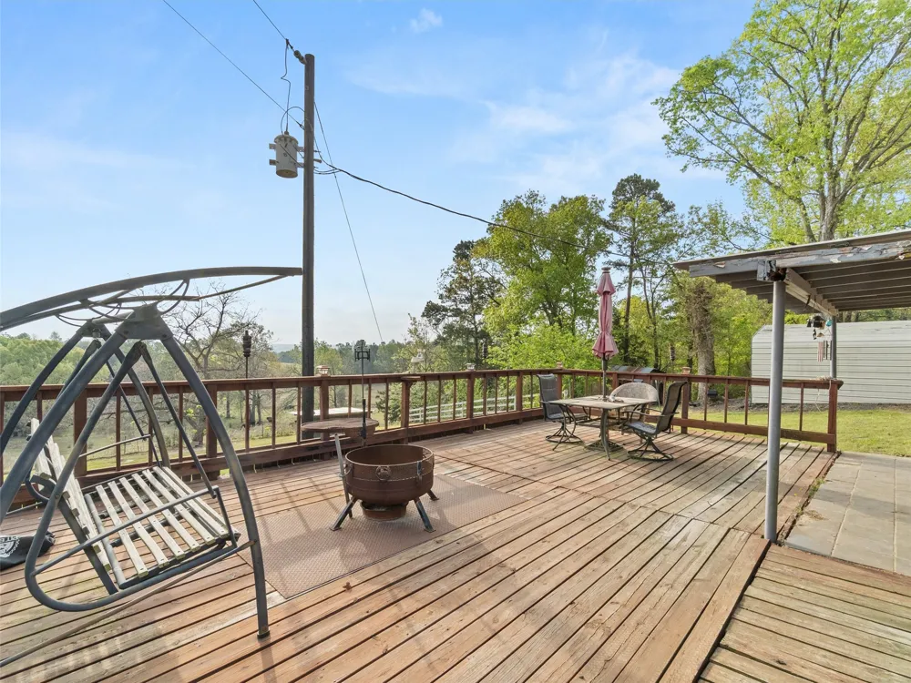 571 County Road Daingerfield, TX 75638