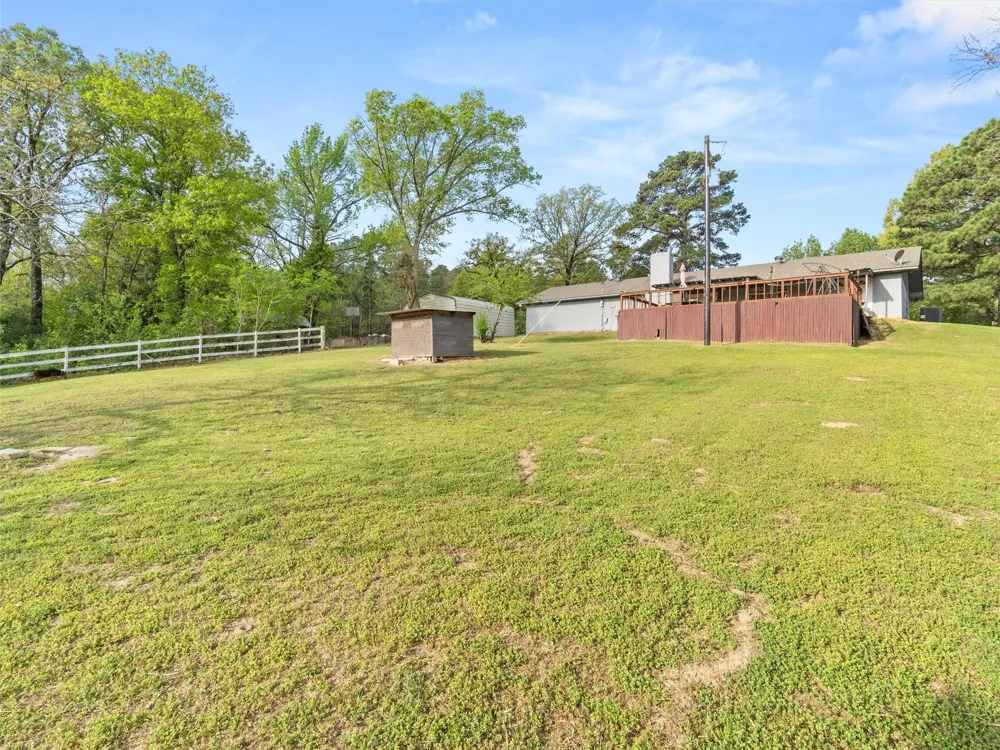 571 County Road Daingerfield, TX 75638