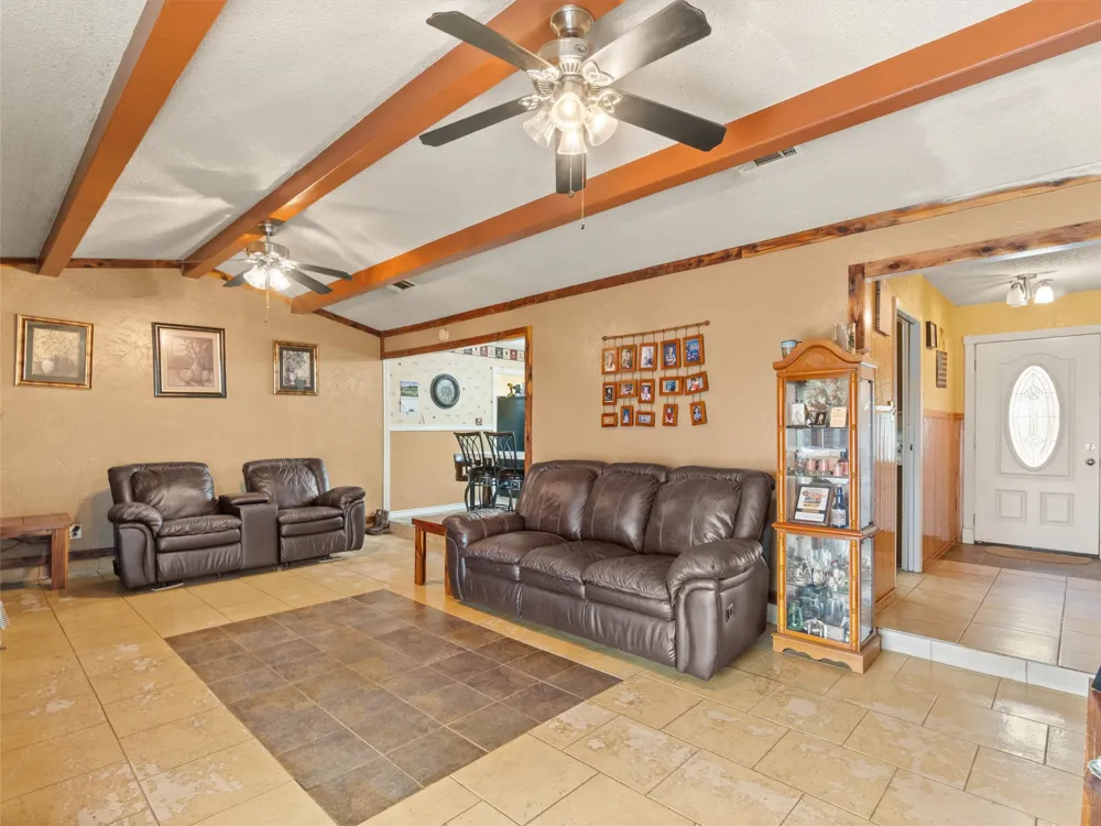 571 County Road Daingerfield, TX 75638