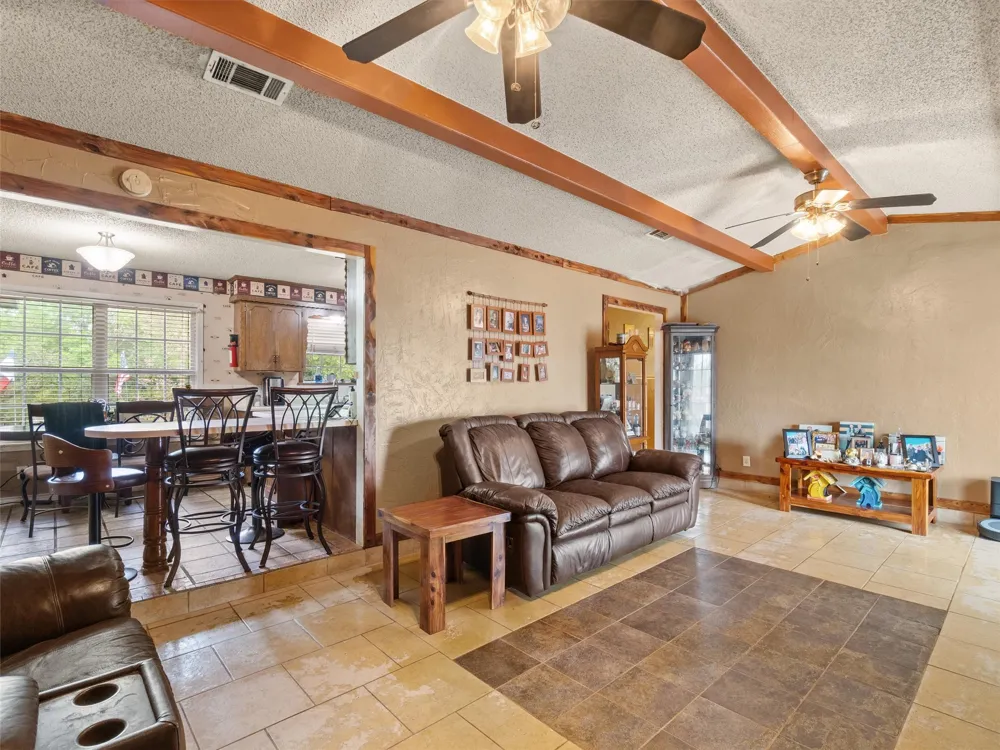 571 County Road Daingerfield, TX 75638