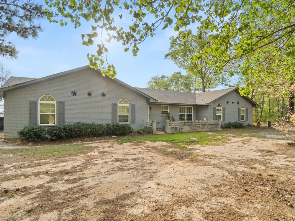 571 County Road Daingerfield, TX 75638