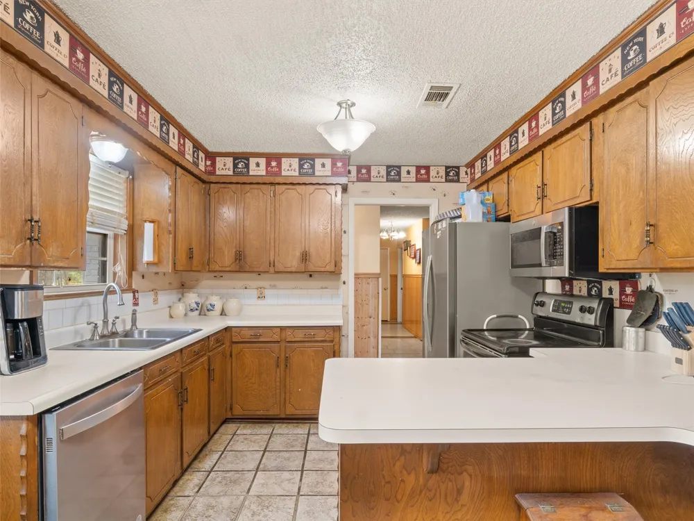 571 County Road Daingerfield, TX 75638