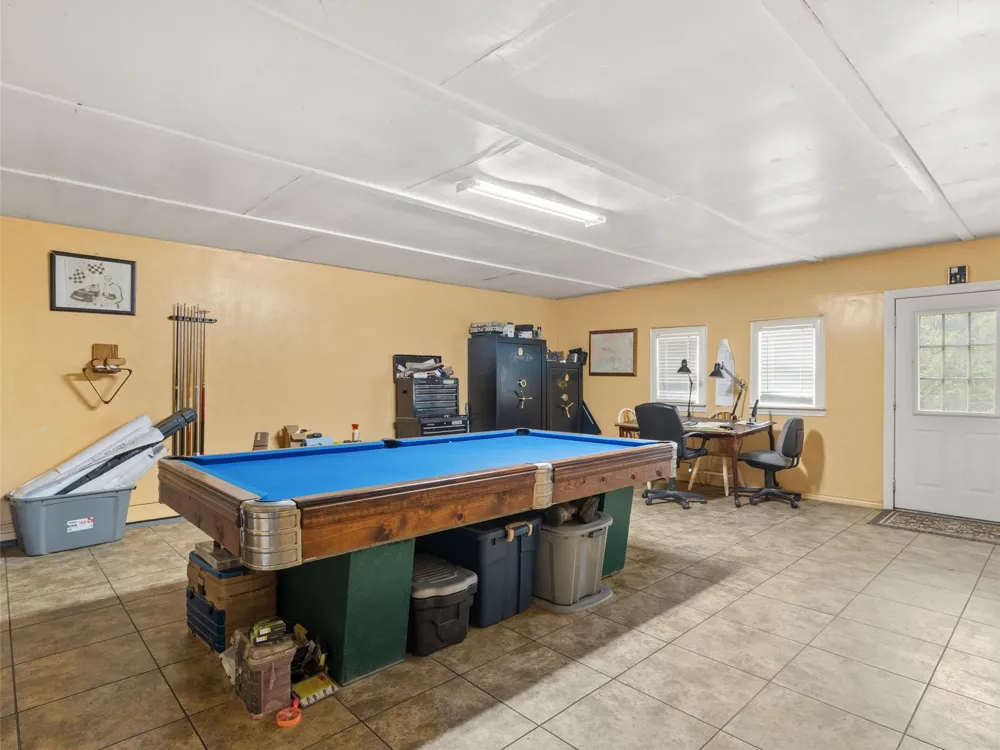 571 County Road Daingerfield, TX 75638