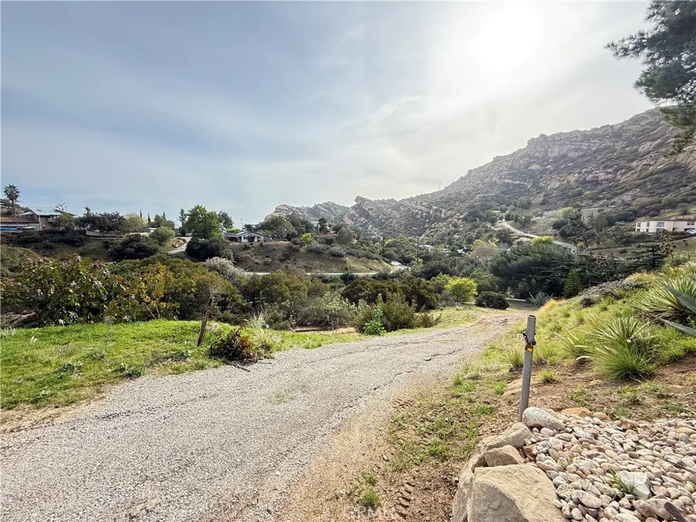 Box Canyon Canoga Park, CA 91304