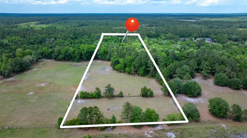 6967 SHARRON ROAD Green Cove Springs, FL 32043