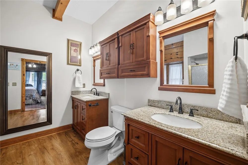 6967 SHARRON ROAD Green Cove Springs, FL 32043