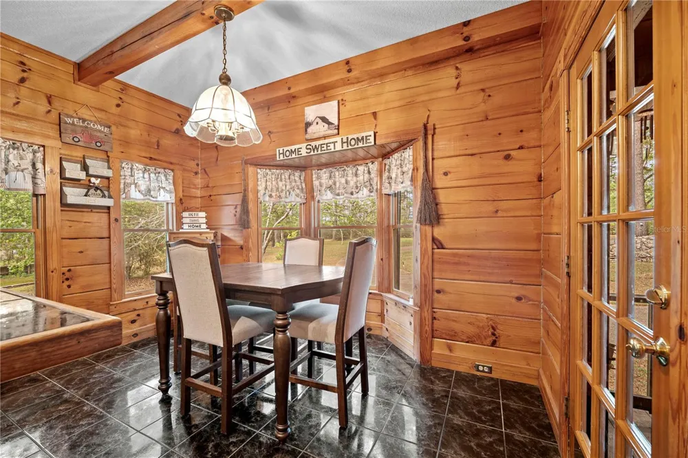 6967 SHARRON ROAD Green Cove Springs, FL 32043