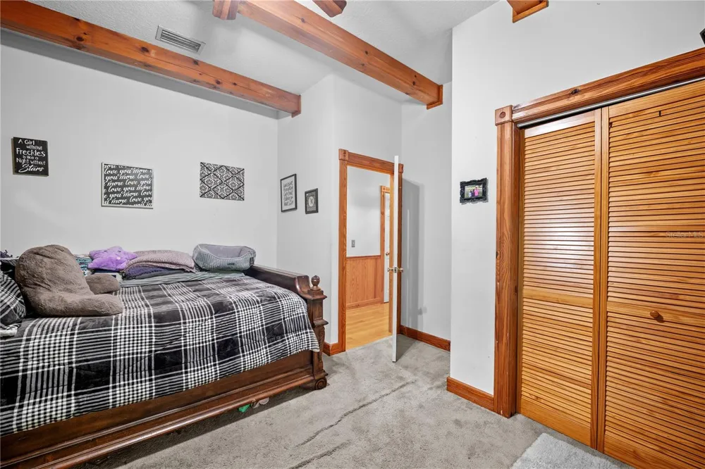 6967 SHARRON ROAD Green Cove Springs, FL 32043