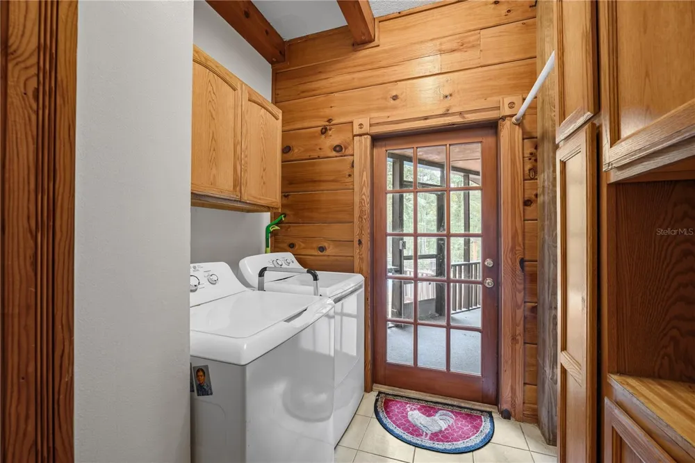 6967 SHARRON ROAD Green Cove Springs, FL 32043
