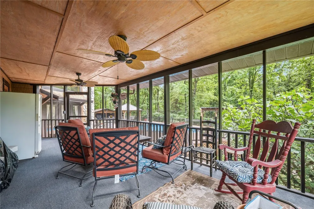 6967 SHARRON ROAD Green Cove Springs, FL 32043