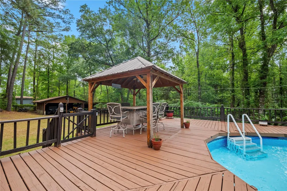 6967 SHARRON ROAD Green Cove Springs, FL 32043