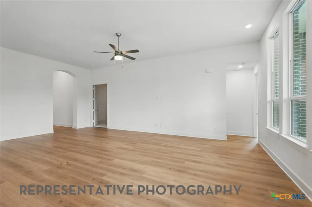 212 Post Oak Castroville, TX 78009