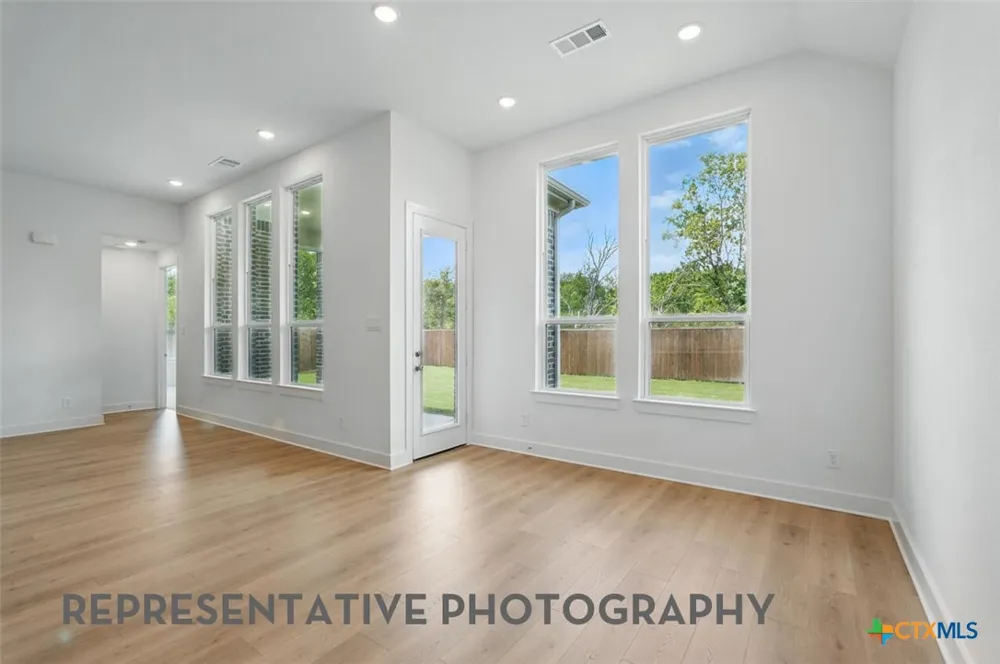 212 Post Oak Castroville, TX 78009