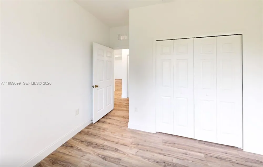 902 MAGNOLIA AVE Lehigh Acres, FL 33972