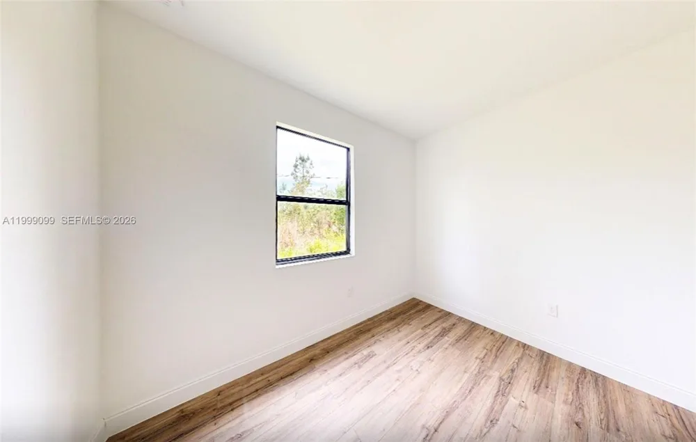 902 MAGNOLIA AVE Lehigh Acres, FL 33972