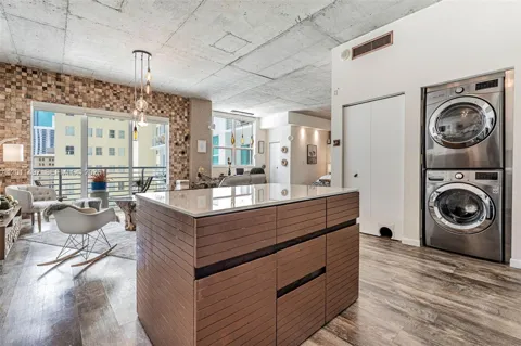133 NE 2nd Ave #1208