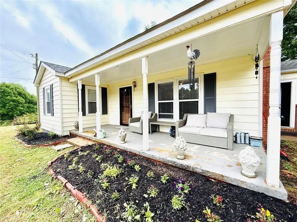 338 Liberty Hill Road Hartwell, GA 30643