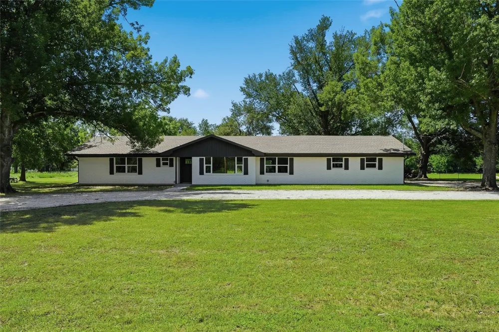 192 County Road 173 Marlin, TX 76661