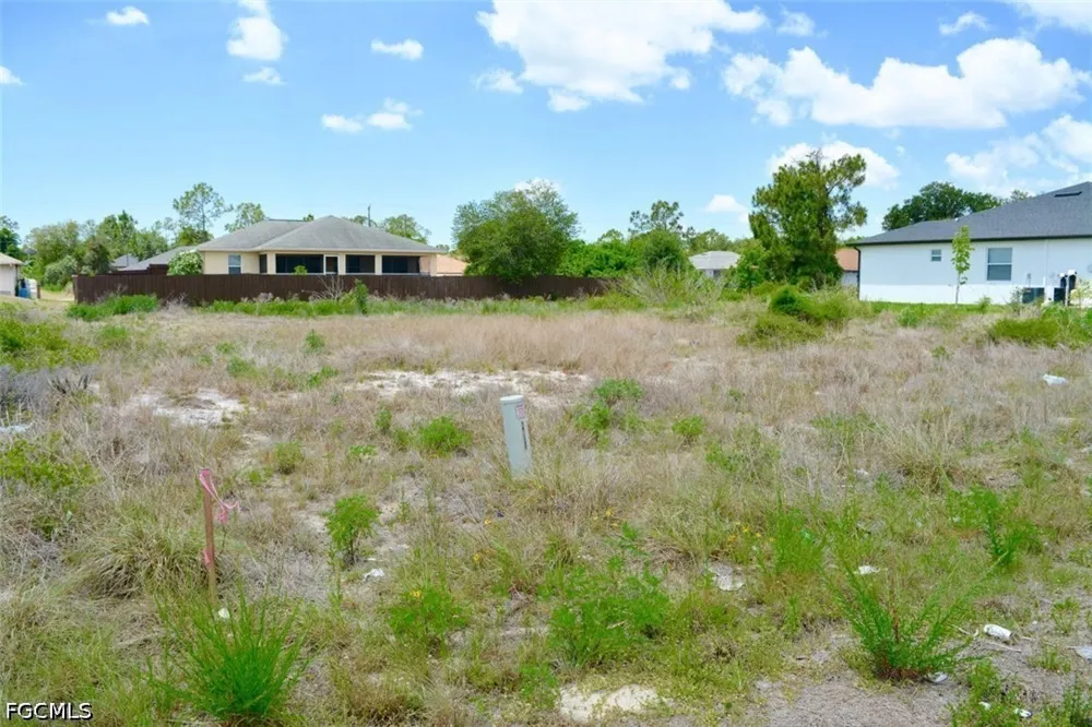 27th Street SW Lehigh Acres, FL 33973
