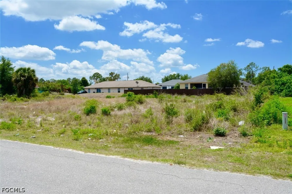 27th Street SW Lehigh Acres, FL 33973