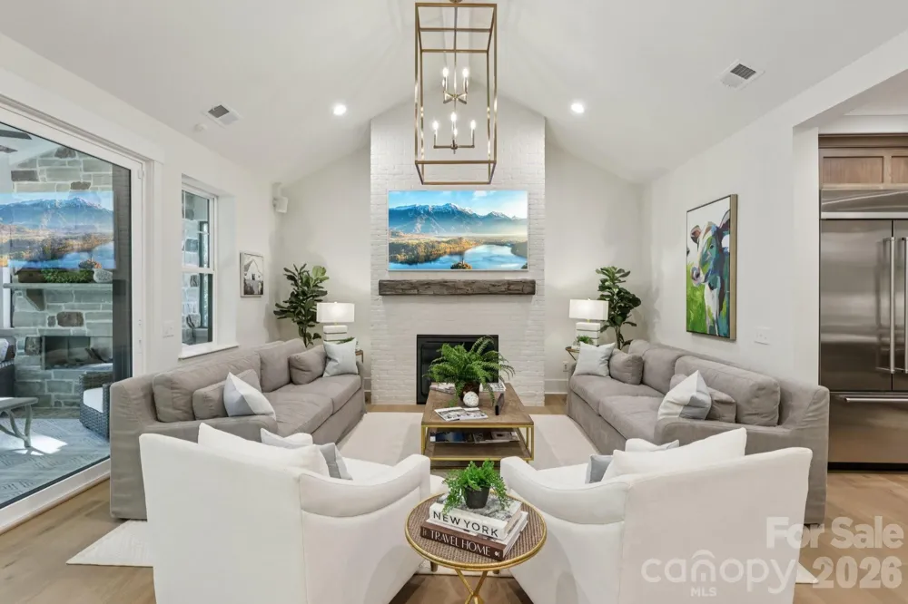 2013 Garden View Lane Weddington, NC 28104