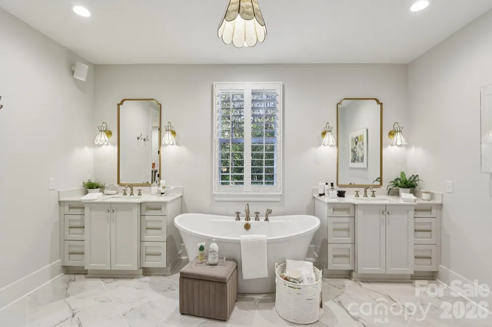 2013 Garden View Lane Weddington, NC 28104
