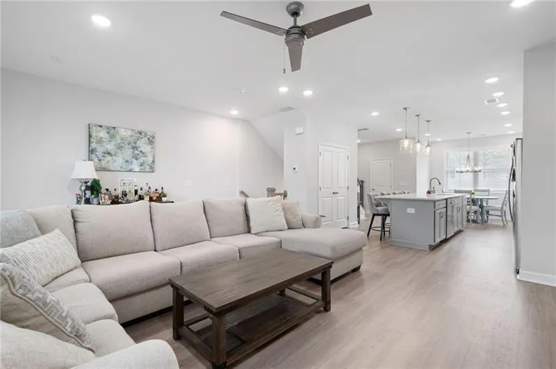 3322 Cranston Lane Kennesaw, GA 30144