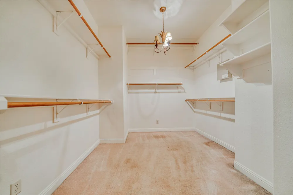 15 W Elmwood Corner Mount Vernon, TX 75457