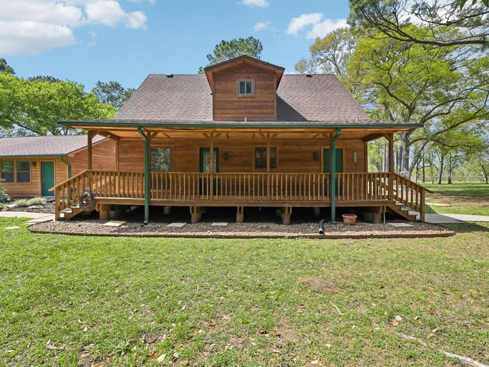 101 Avenue J Dickinson, TX 77539
