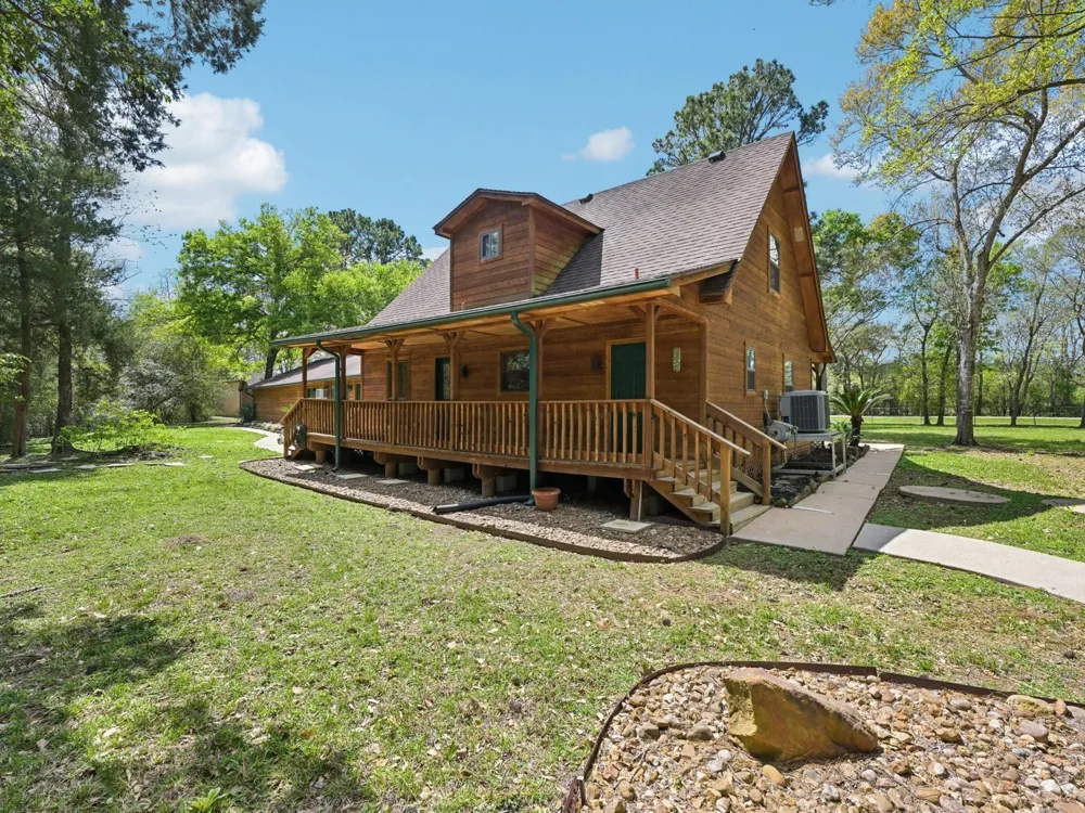 101 Avenue J Dickinson, TX 77539