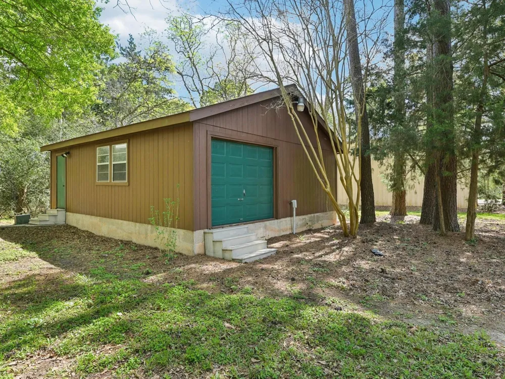 101 Avenue J Dickinson, TX 77539