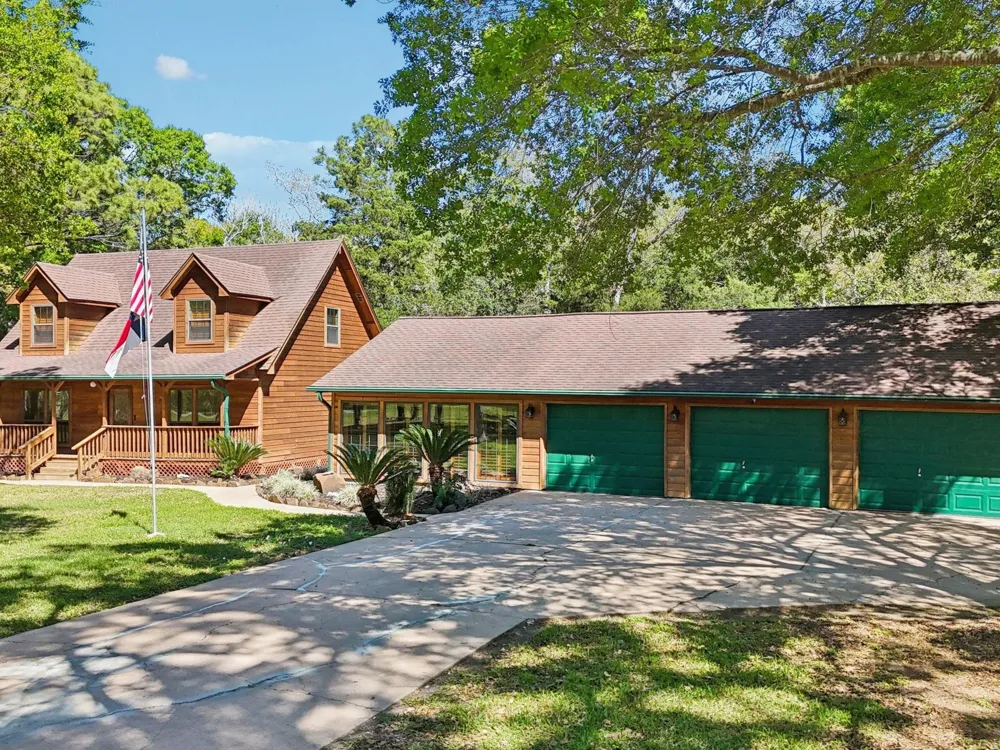 101 Avenue J Dickinson, TX 77539