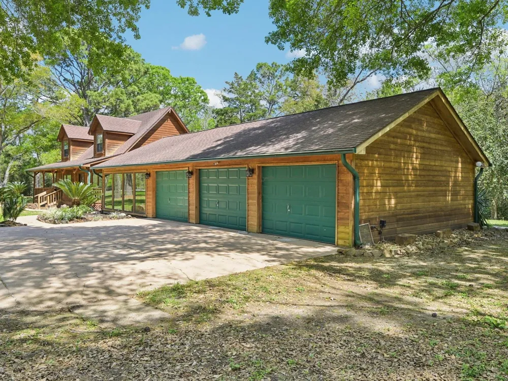 101 Avenue J Dickinson, TX 77539