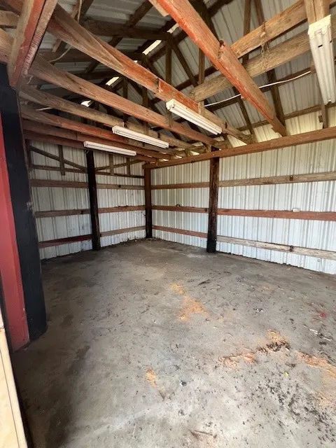 8006 State Highway 34 Ladonia, TX 75449