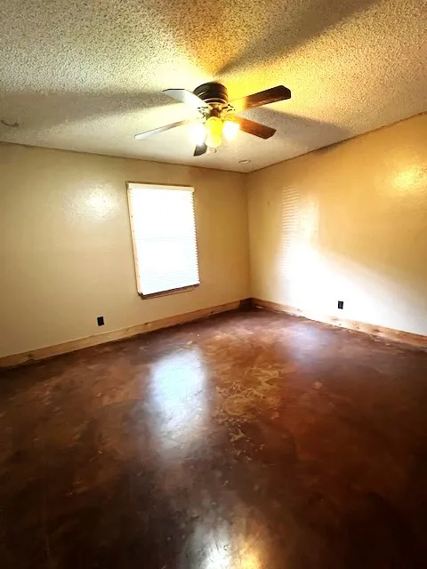 8006 State Highway 34 Ladonia, TX 75449