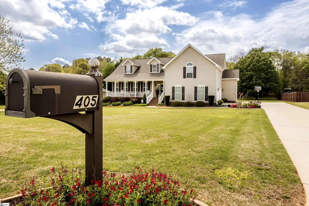405 Saddlebred Drive Pelzer, SC 29669