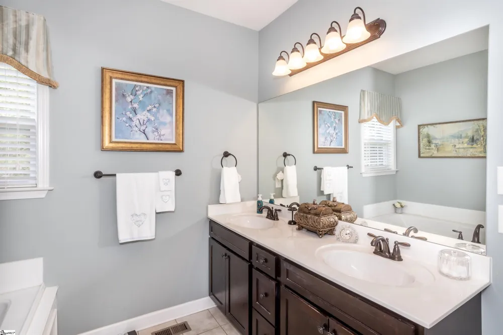 405 Saddlebred Drive Pelzer, SC 29669