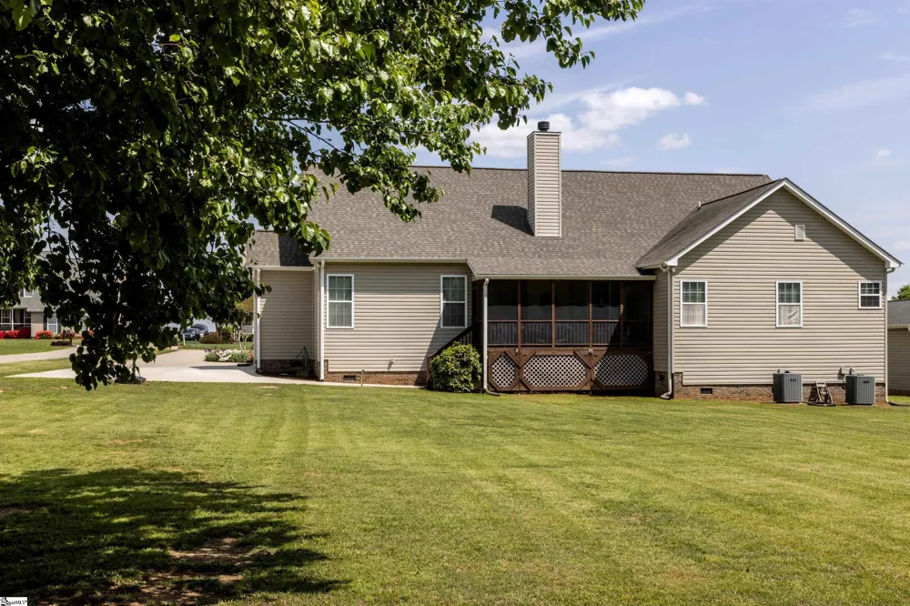 405 Saddlebred Drive Pelzer, SC 29669
