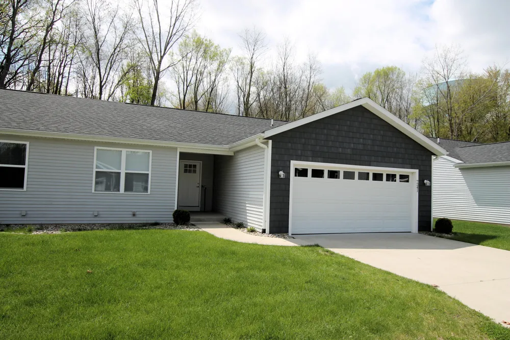 7241 Glendora Lane Kalamazoo, MI 49009